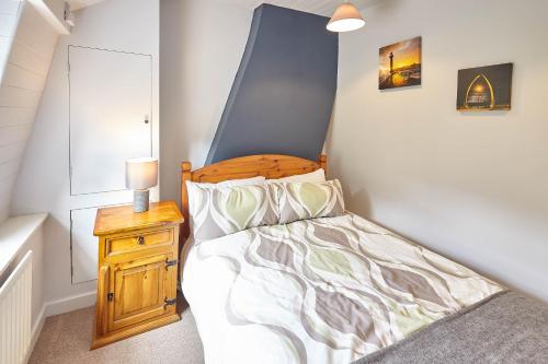 Host & Stay - Abbey View Cottage Image 9