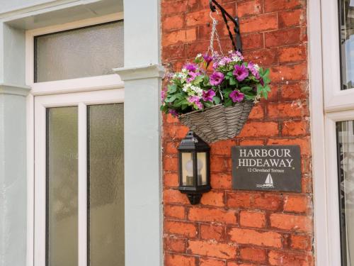 Harbour Hideaway Image 3