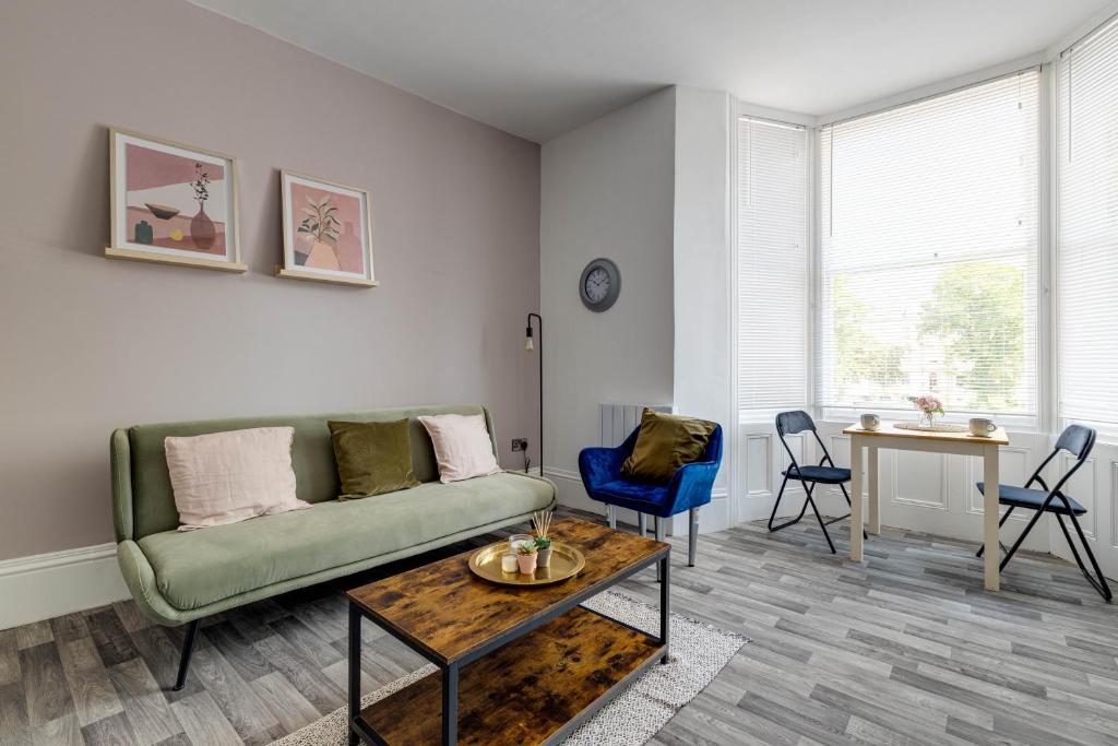 Apartment Number One At Empire 39 - Central Location Image 1