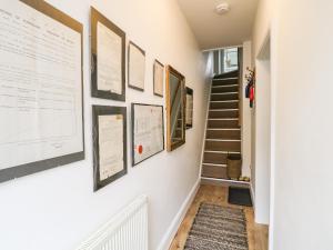 Postman's Cottage Image 3