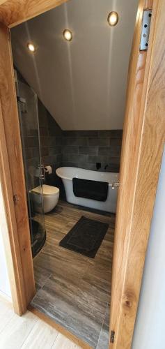 Rucastle Apartment Image 3