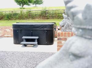 Manor Lodge Image 2