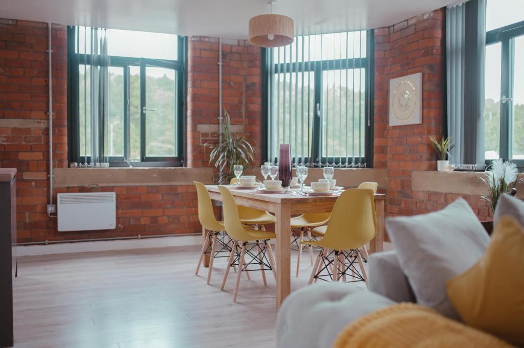 Bv Luxury Apartment Penthouse Conditioning House Image 5