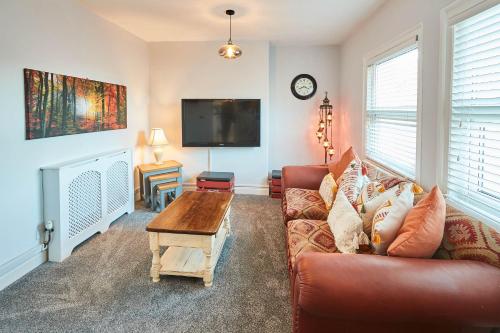 Host & Stay - The Milton Image 12