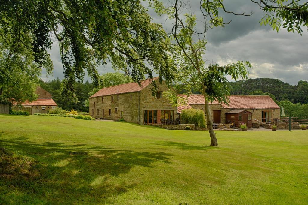 Experience the Peace & Quiet in the North York Moors at Rawcliffe House Farm Image 3