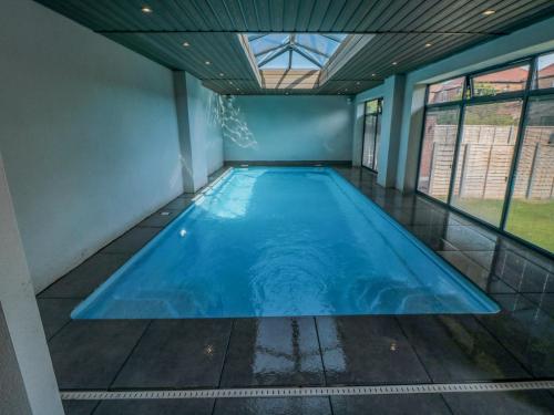 5 bed house Image 3