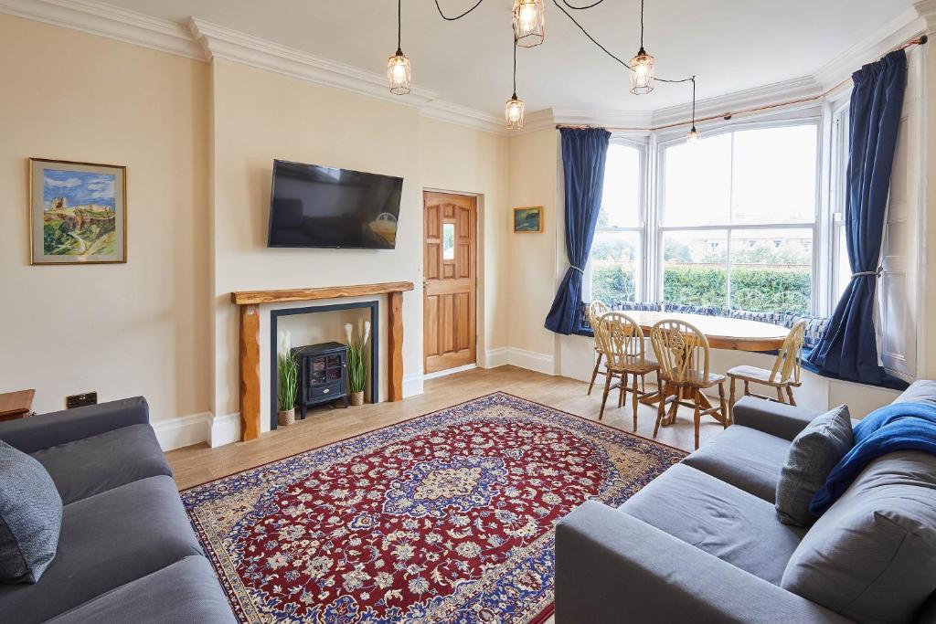 Host & Stay - Ground Floor, The Old Vicarage Image 1