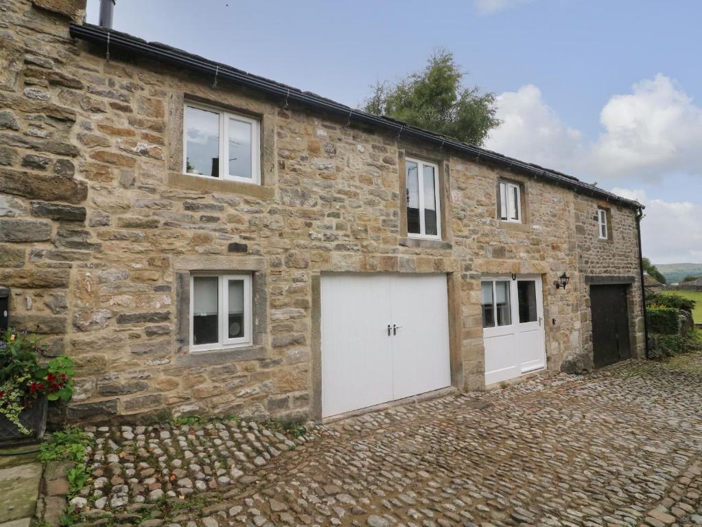 Darrowby Barn Image 1