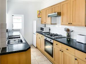 Waverley Lodge - Free Parking - Central City York Holiday Home Image 3