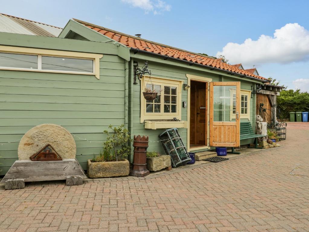Summerhouse Image 1