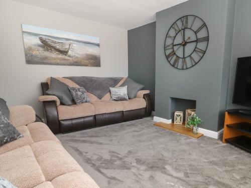 28 Bemrose Grove Image 3