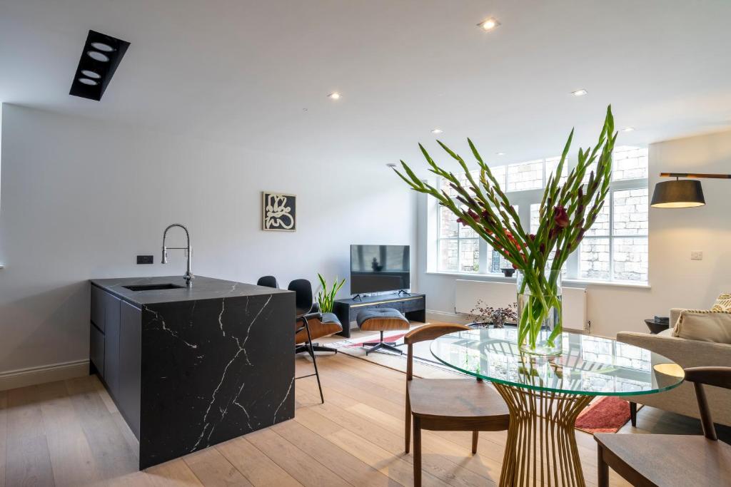 Marygate - Gallery Apartment Image 4