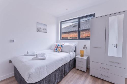 Lovely Studio Apartment in Central Sheffield Image 3