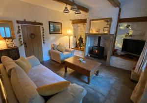 Bluebell Cottage Image 2