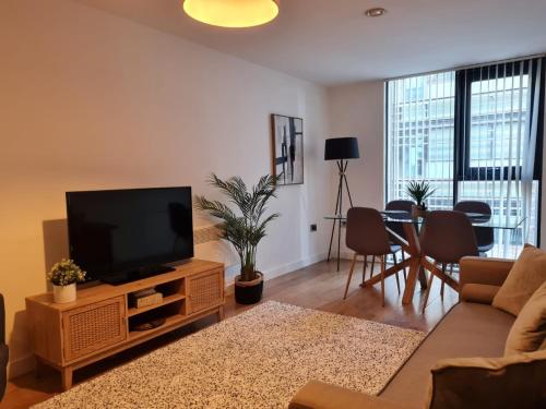 I Quarter Apartment Image 2