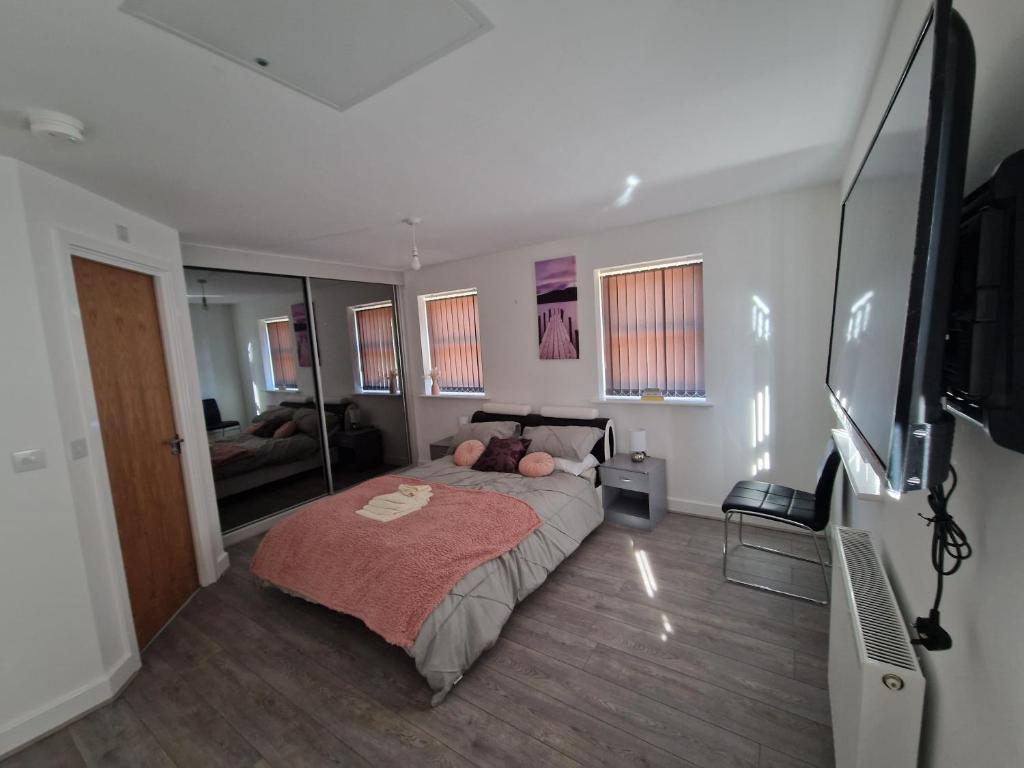 7 Burnby Close,Leeds,LS14 1GA Image 1