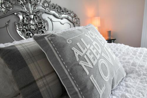 Ugthorpe Lodge Hotel Image 3