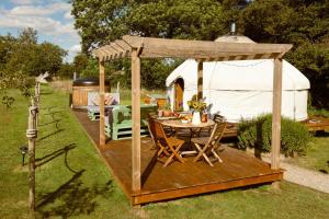 Yurtshire Fountains Image 2