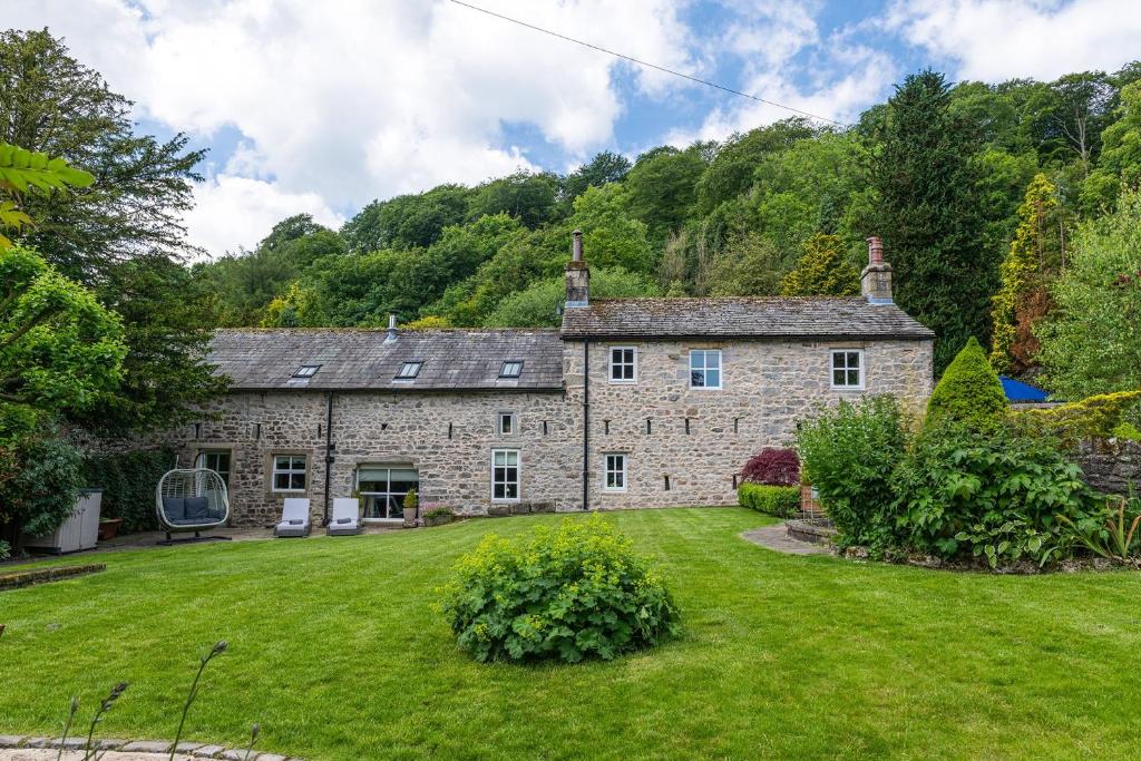 Carrholme Cottage Image 1