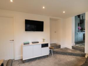 Daisy's Den Image 2