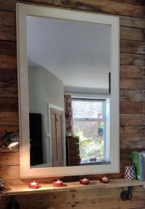The Cabin: Great Views,Garden,Close to Town, Quiet Image 2
