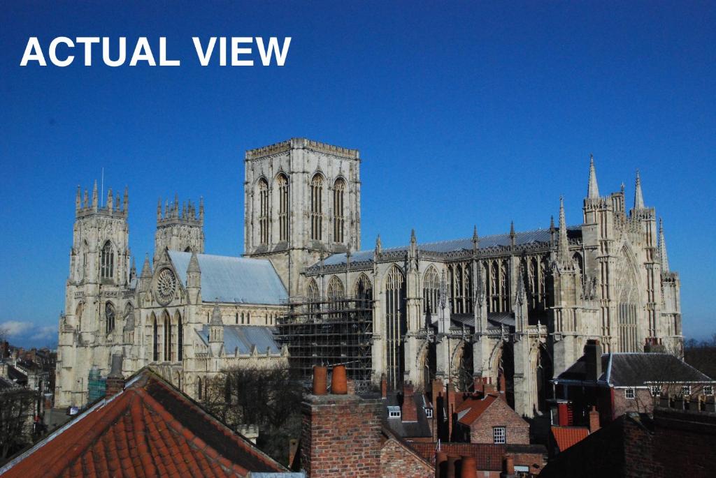Minster View Penthouse Image 1