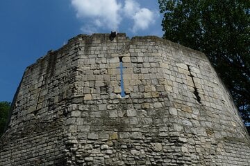 Private Viking Walk of York Image 1