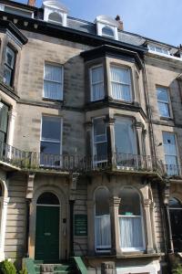 13 Flat 5 Esplanade Gardens Image 2