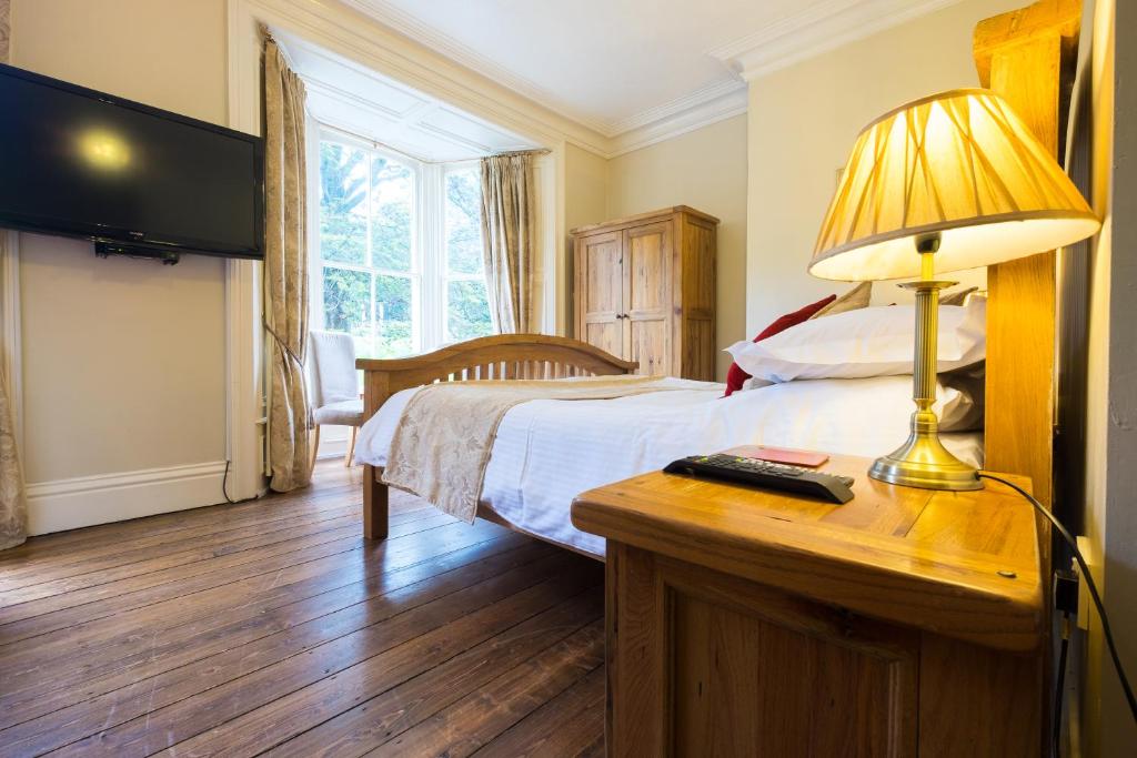 Broomfield House Image 2