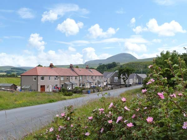 4 Helwith Bridge Cottages Image 2