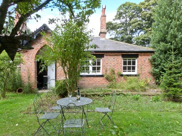Bousdale Cottage Image 2