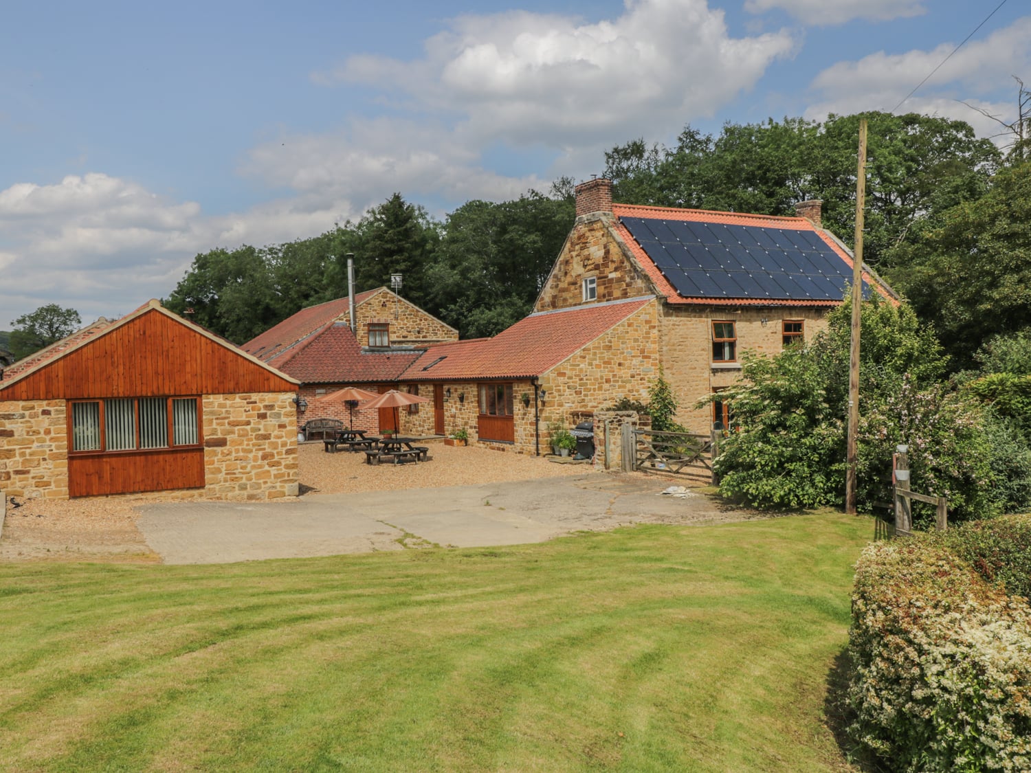 Calf House Image 1