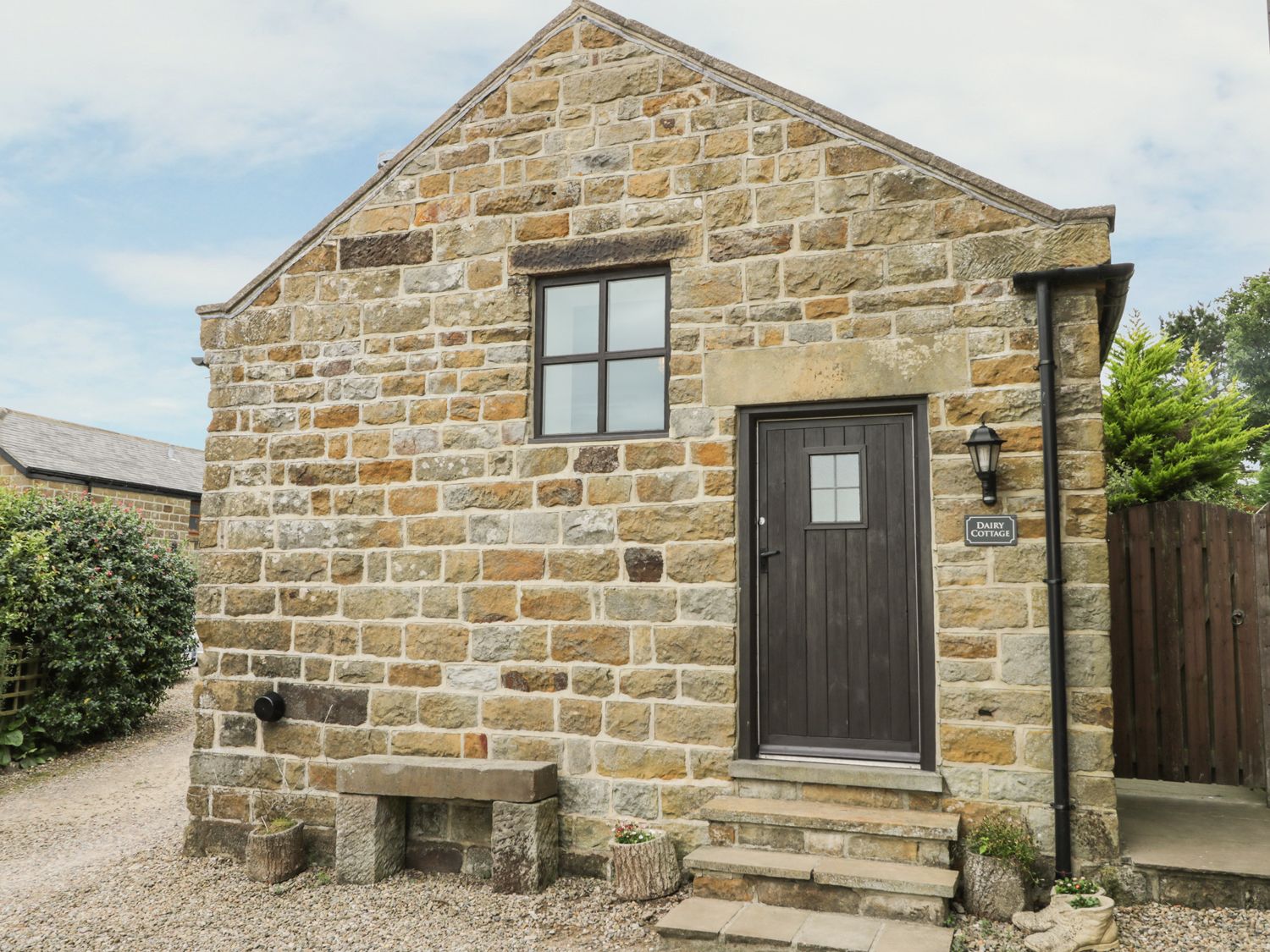 Dairy Cottage, Scarborough Image 4