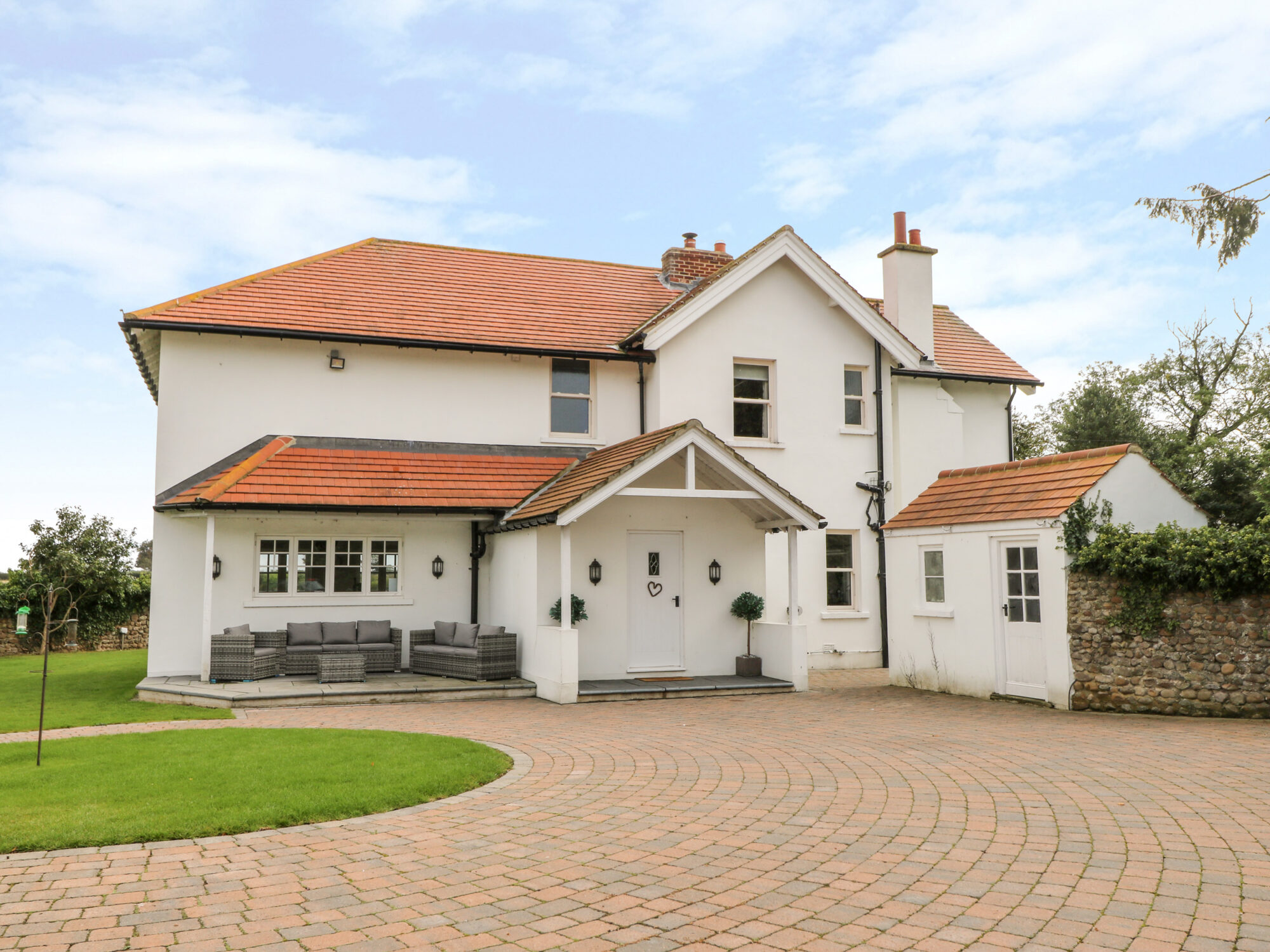 Green End House Image 4
