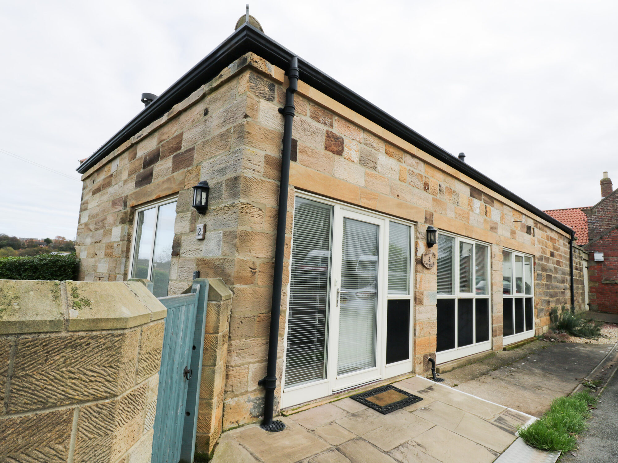 Mallard Cottage, Whitby Image 4