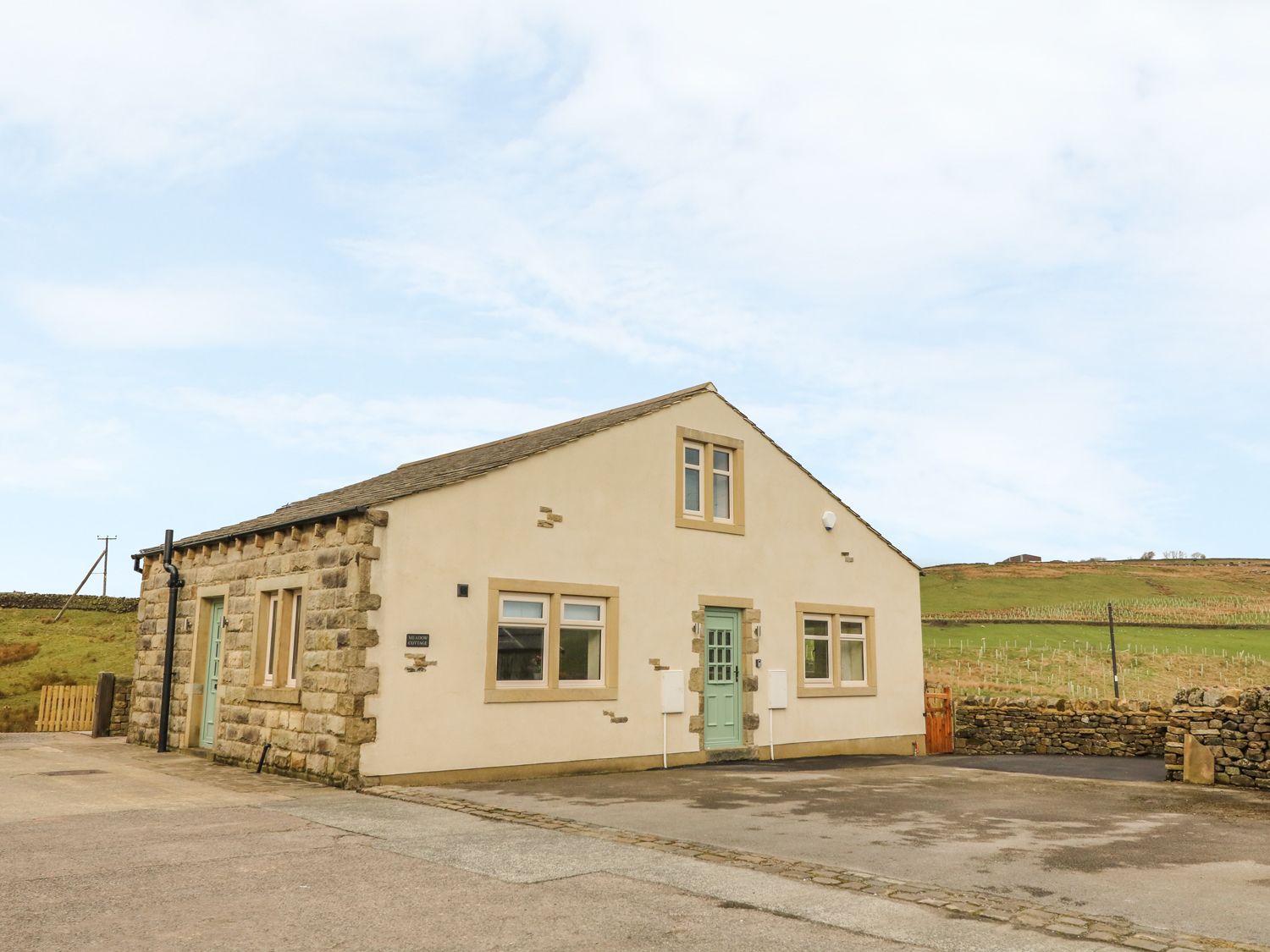 Meadow Cottage Image 1