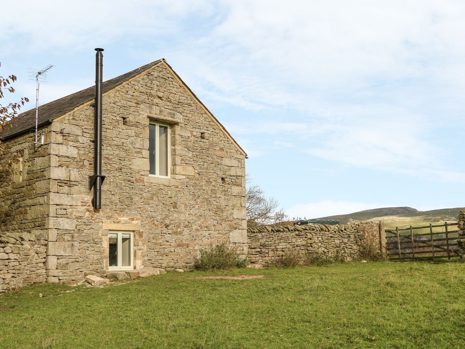 Rushton Barn, Settle Image 4