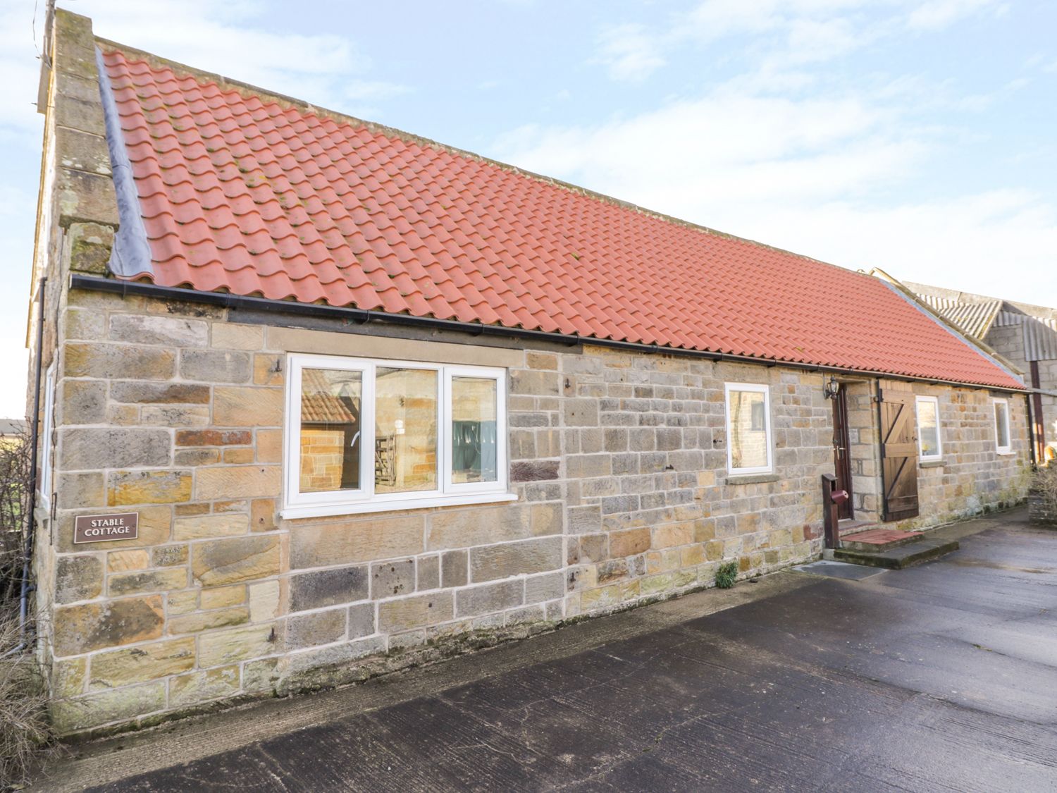 Stable Cottage Image 8