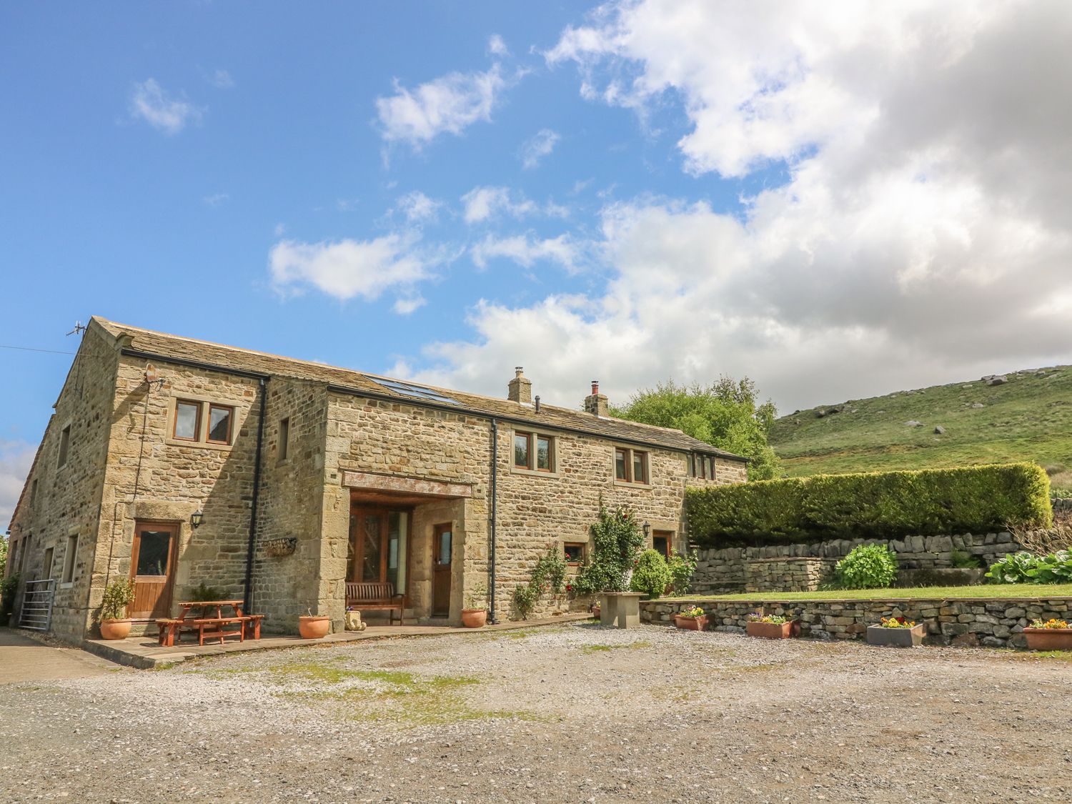 Swallow Barn, Keighley Image 4