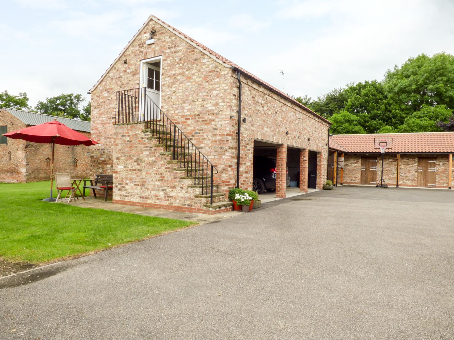 The Stables, Crayke Lodge Image 1