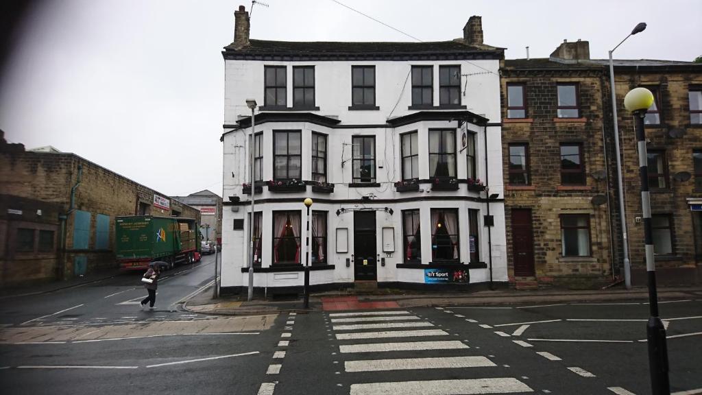 The King's Head Hotel Image 5