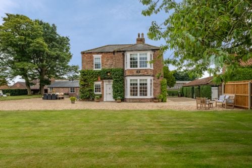 Manor House Image 1