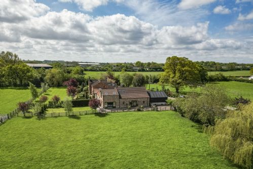 Tockwith Lodge Barn Image 3