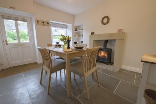 Penny Pot Cottage Image 1