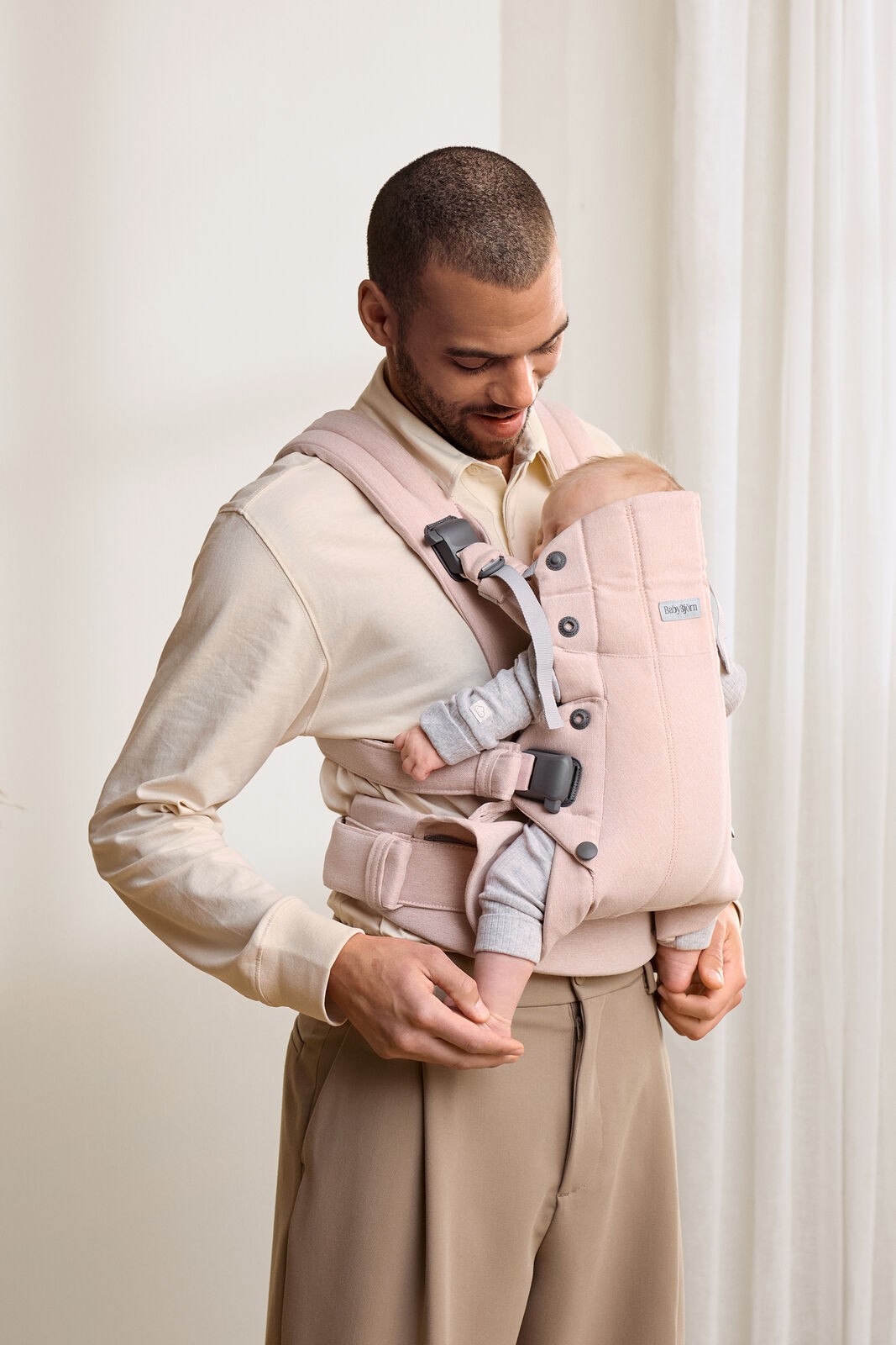 BabyBjörn Harmony Woven Baby Carrier - Mélange Pink (2025) - image 3