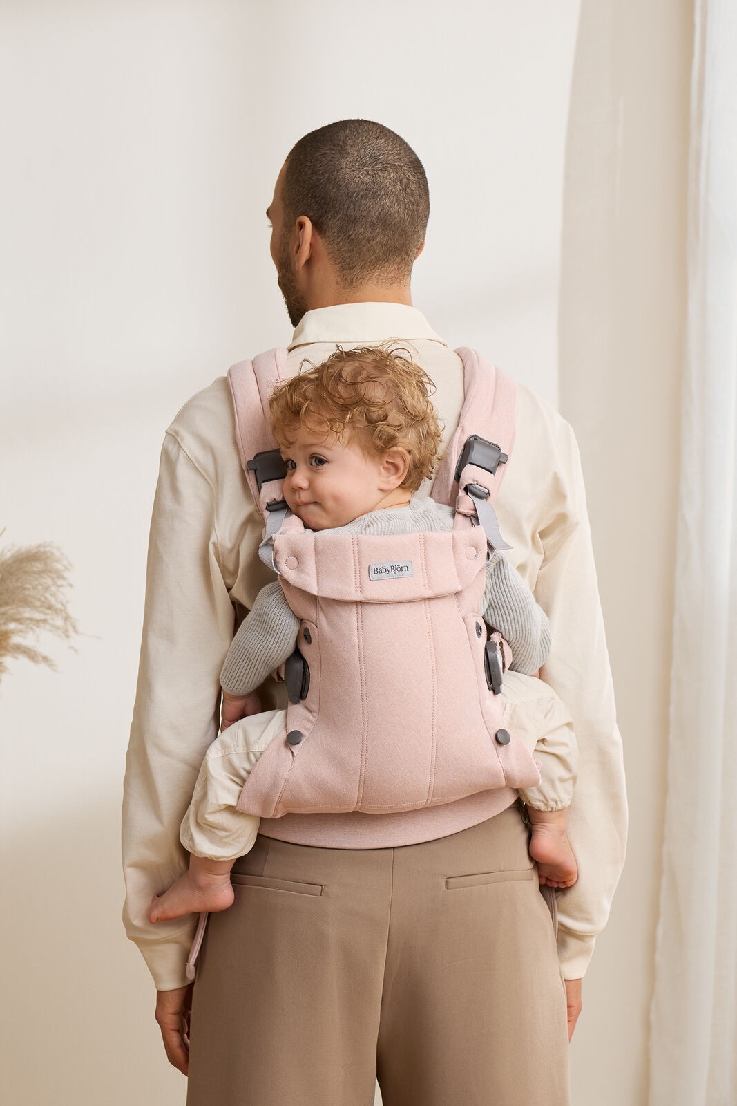 BabyBjörn Harmony Woven Baby Carrier - Mélange Pink (2025) - image 4