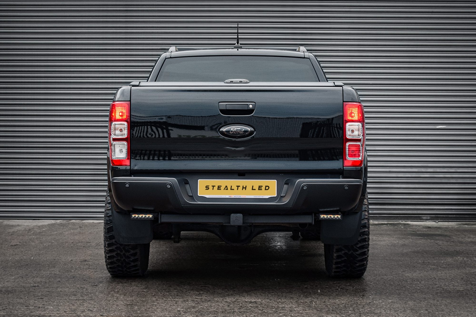Stealth LED Ford Ranger T8 2018-2022 Twin 6" Flashing Luminous LED Rear Integration Kit - 5,760 Lumens - image 2