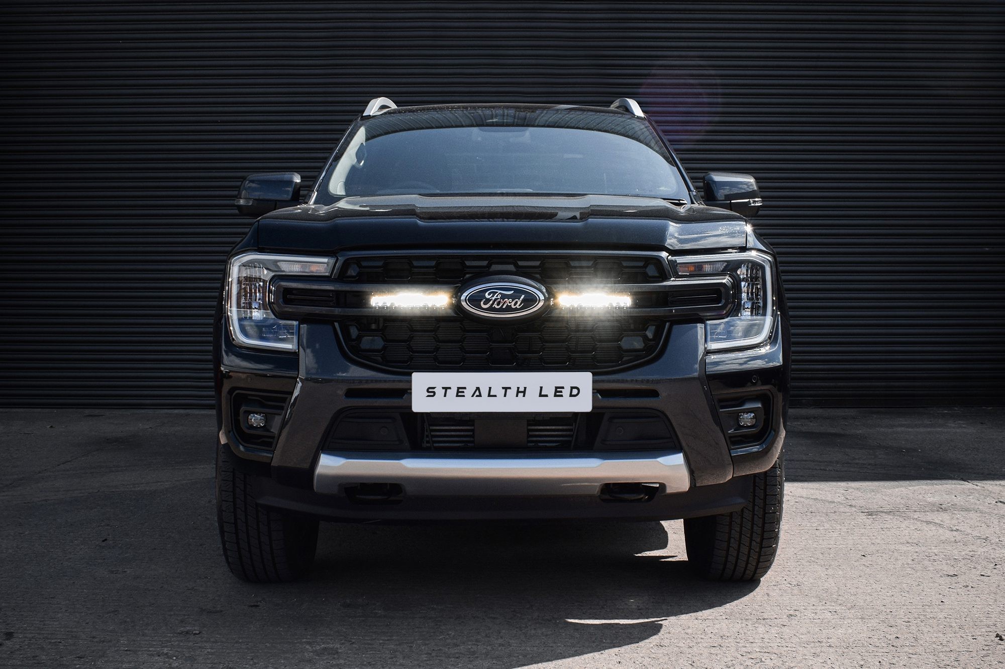 Stealth LED Ford Ranger T9 2023+ Twin 10" Flashing Luminous LED Integration Grille Kit - 7,560 Lumens - image 2
