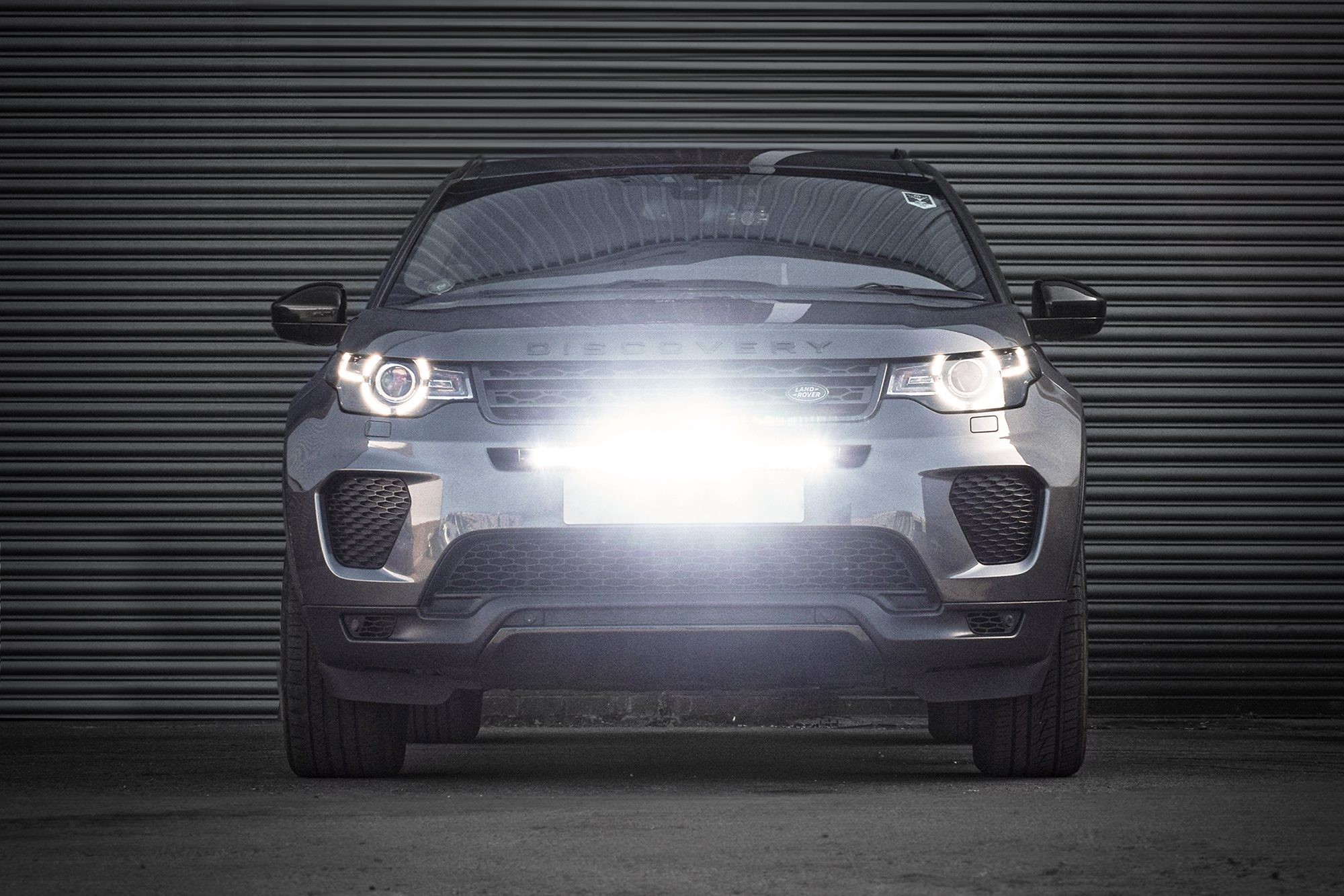 Stealth LED Land Rover Discovery Sport 2014-2019 27" Luminous LED Integration Grille Kit - 24,000 Lumens - image 2