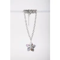Silver flower pendant necklace with adjustable chain and five-petal design by 24 Colours.